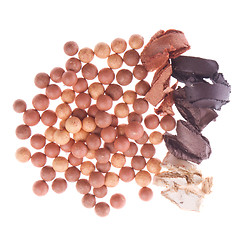 Image showing bronzing pearls with cream eyeshadows