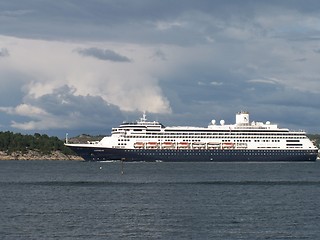 Image showing Cruise ship