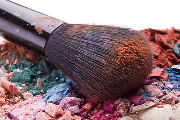 Image showing set of crushed eyeshadows