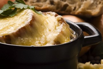 Image showing French onion soup with ingredients