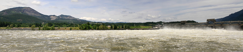 Image showing Bonneville Lock and Dam  Columbia River Panorama