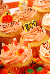 Image showing Halloween cupcakes on a serving tray