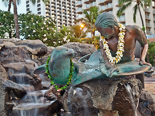 Image showing Makua & Kila statue in Waikiki, Oahu Island Hawaii