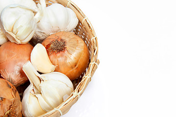 Image showing garlic and onions in a basket