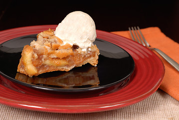 Image showing Apple pie with vanilla ice cream