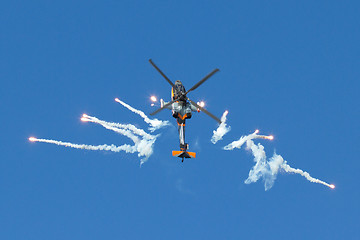 Image showing Apache AH-64D Solo Display Team