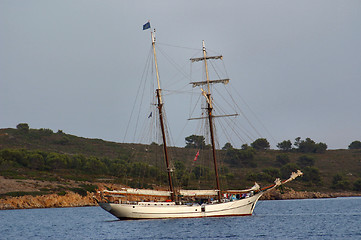 Image showing tall ship in the bay