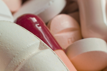 Image showing various pills