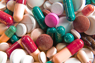 Image showing various pills