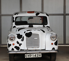 Image showing Cruella's car