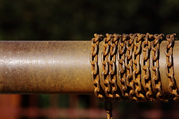 Image showing old rusted chain
