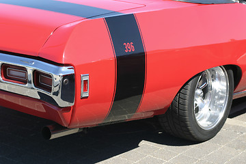 Image showing Back of a car