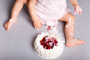 Image showing Baby with cake