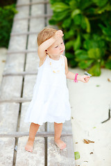 Image showing Casual full body portrait of toddler girl