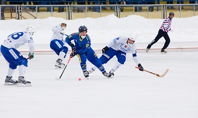 Image showing Dynamo(white) vs Zorkij(blue)