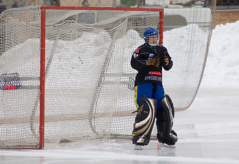 Image showing Dynamo(white) vs Zorkij(blue)