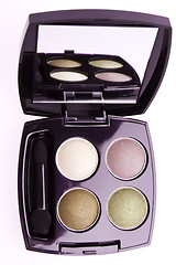 Image showing compact eyeshadows