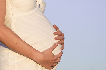 Image showing pregnant woman