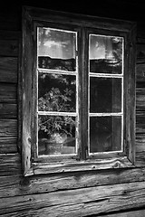 Image showing window of old wooden cottage