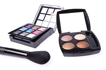 Image showing compact eyeshadows