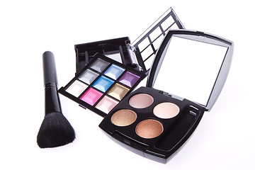 Image showing compact eyeshadows