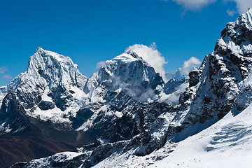 Image showing Cholatse and Taboche summits viewed from Renjo Pass 