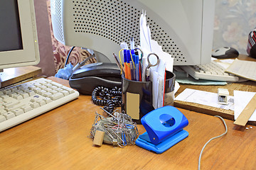 Image showing office table