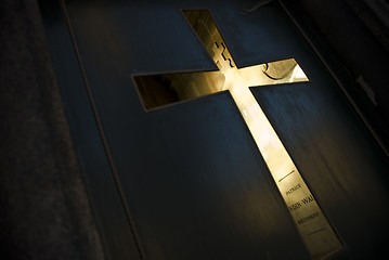 Image showing Cross in door at tomb cemetery