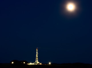 Image showing Night Shot Drilling Rig