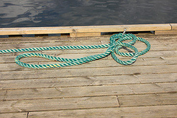 Image showing Rope for mooring a boat to a pier