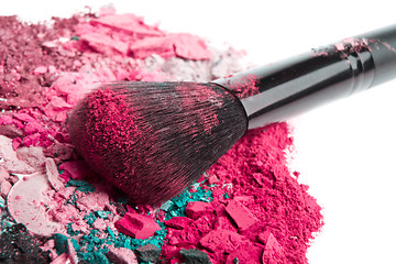 Image showing set of crushed eyeshadows