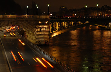 Image showing traffic in Paris at night