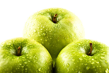 Image showing green apples with water drops