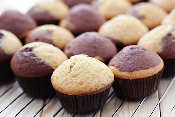 Image showing black and white muffins