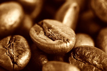 Image showing Fragrant fried coffee beans 