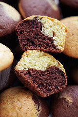 Image showing black and white muffins