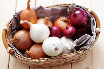 Image showing onions