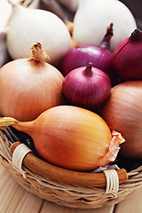 Image showing onions