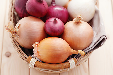 Image showing onions