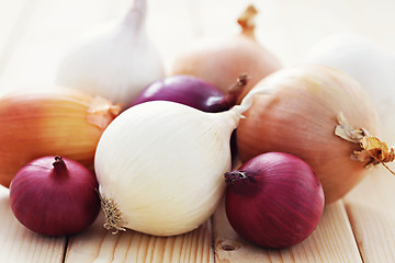 Image showing onions