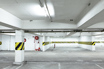 Image showing Car park