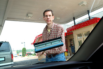 Image showing Window Washer