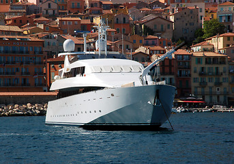 Image showing Yacht 3