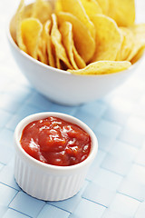 Image showing nachos with salsa