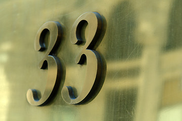 Image showing Gold 33