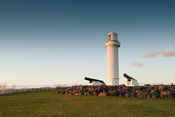 Image showing lighthouse and cannons at wollongong