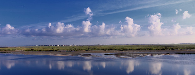 Image showing channel of entrance of the port of saint valery sur somme