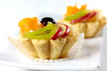 Image showing fruit cupcake