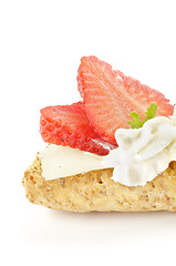 Image showing CreaspBread sandwich with cheese and strawberry