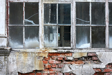 Image showing Broken window at the wall